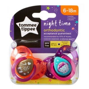 Set suzete ortodontice de Noapte Tommee Tippee 6-18 luni astronaut fetita